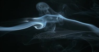 Sigara yükselen duman