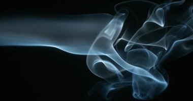 Sigara yükselen duman