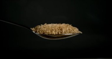 Pirinç siyah karşı düşen