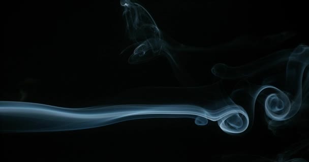 Füst cigaretta emelkedő — Stock videók