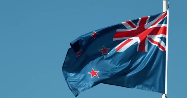 Bandeira Nova Zelândia Acenando Vento Câmera Lenta — Vídeo de Stock