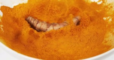 Zerdeçal, sokağa çıkma yasağı, kökler sokağa çıkma yasağı tozu, Hint Baharatı, Yavaş Hareket 4k