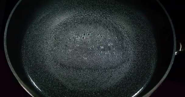 Hot Boiling Water Saucepan Slow Motion — Stock Video