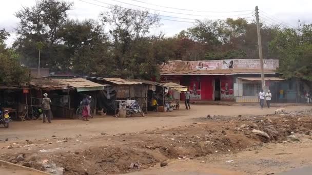 Dorf Auf Dem Weg Von Nairobi Nach Tsavo Park Kenia — Stockvideo