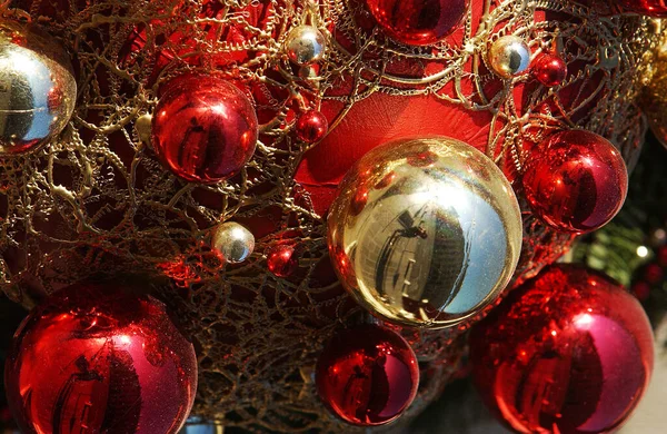 Χριστουγεννιάτικα Μπολ Διακόσμηση Στην Αλσατία Στην Ανατολική Γαλλία — Φωτογραφία Αρχείου