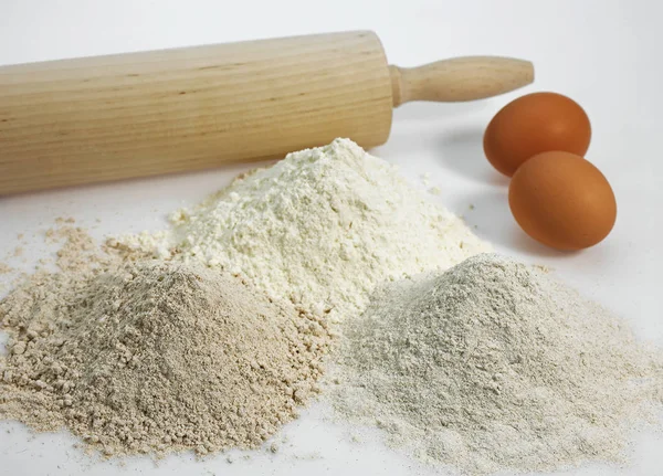 Farinha Trigo Ovos Ingredientes Para Receita Bolo — Fotografia de Stock