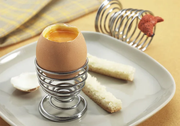 Assiette Avec Oeuf Coque Souple Dans Une Tasse Oeuf — Photo