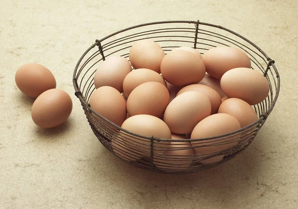 Huevos Pollo Una Cesta — Foto de Stock