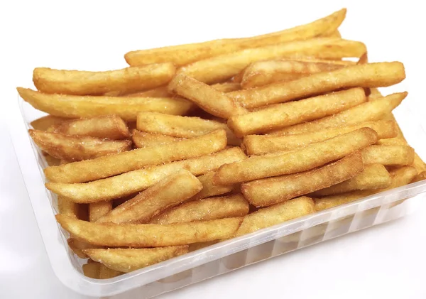 Pommes Frites Mot Vit Bakgrund — Stockfoto