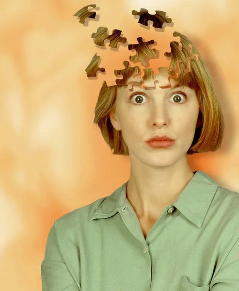 Woman Puzzle Head — Stock Photo, Image