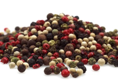 Beş Karabiber, Peper Nigrum Beyaz Arkaplan 'a karşı 