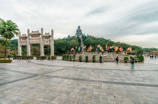 Hong Kong China January 2016 Large Bronze Statue Buddha Shakyamuni — Stock Photo, Image