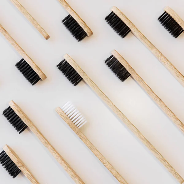 Group Black One White Bamboo Toothbrushes Pattern White Background Top — Stock Photo, Image