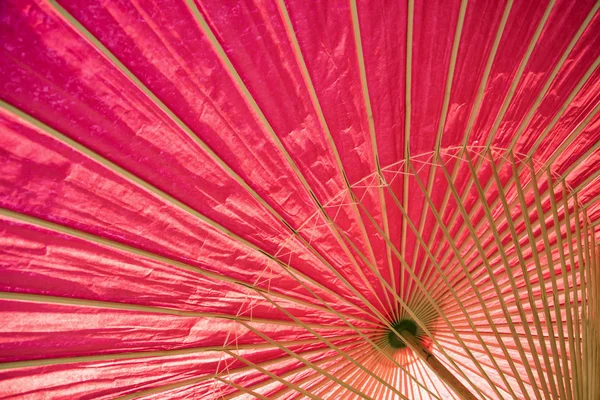 Close-up van traditionele Japanse rode paraplu — Stockfoto