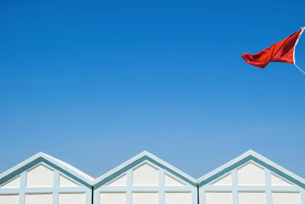 Hafif mavi kabin beach Rimini, Adriyatik Denizi