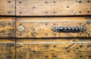  Eski bir İtalyan kapı ayrıntılarını.