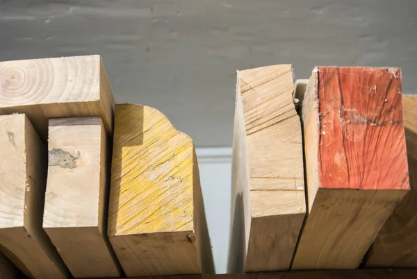 Material de construção de madeira para fundo e textura — Fotografia de Stock