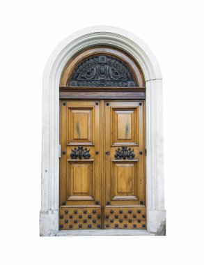 Ahşap kapı üzerinde beyaz izole bir eski İtalyanca evde.