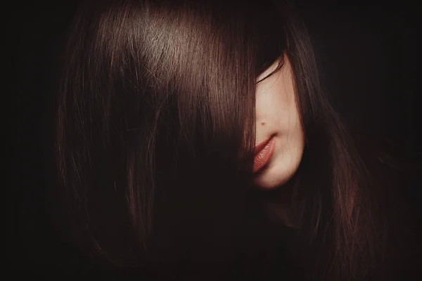 Portrait of girl with closed hair face — Stock Photo, Image