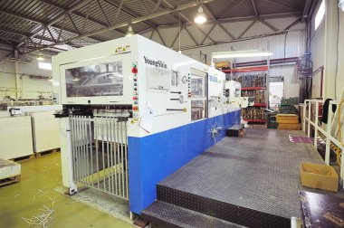 üretim baskı ve paketleme, presler ve kesiciler kesme