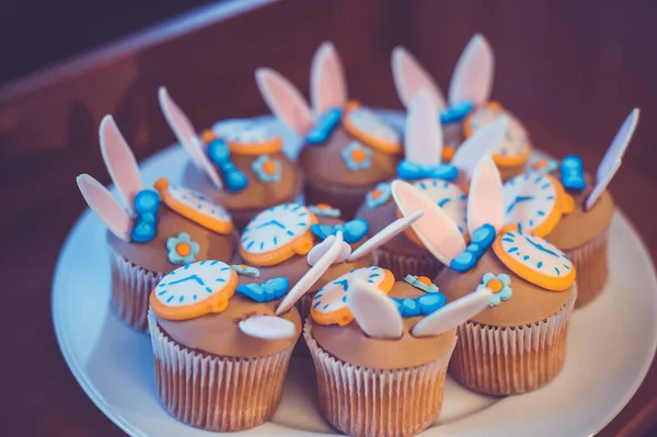 Gyönyörű cupcakes, gyerekzsúr — Stock Fotó