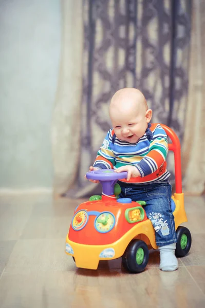Bebé para el coche de los niños —  Fotos de Stock
