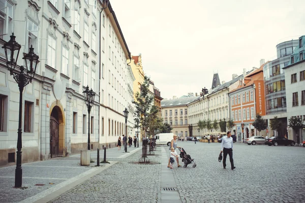 Ulica turystyczna Praga — Zdjęcie stockowe