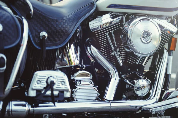 Mooie chroom motor van een close-up van de motorfiets — Stockfoto