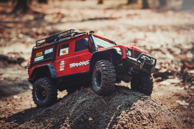 radyo kontrollü model off-road bir araba kapısı yol yol durumunu, Hobiler ve eğlence kupa