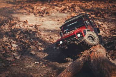 radyo kontrollü model off-road bir araba kapısı yol yol durumunu, Hobiler ve eğlence kupa