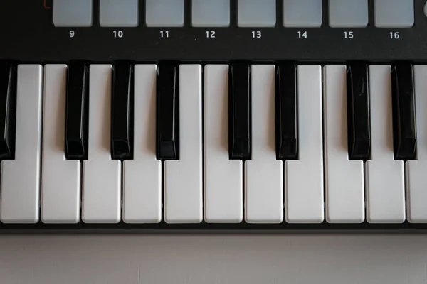 Synthétiseur Clavier Midi Clés Piano Gros Plan Pour Production Enregistrement — Photo