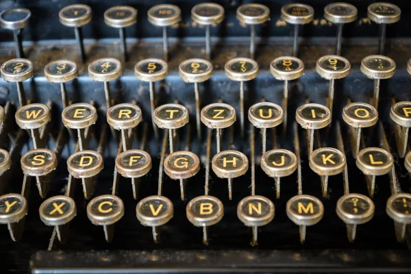 Старая Клавиатура Пишущей Машинки Крупным Планом Старинная Пишущая Машинка Старинном — стоковое фото