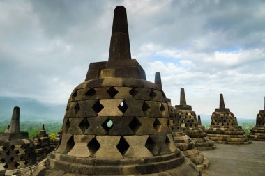 Borobudur Tapınağı, Yogyakarta, Java, Endonezya'nın görünümü.