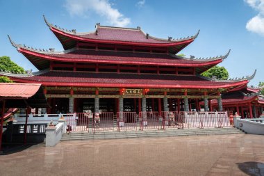 Semarang, Endonezya - Ekim 2017: Görünüm Sam Poo Kong Semarang Endonezya tapınakta. Sam Poo Kong tapınağıdır Semarang ve turistler tarafından ziyaret bir dönüm noktası büyük Çin tapınakta.