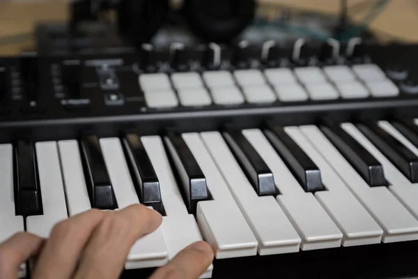 Synthétiseur Clavier Midi Clés Piano Gros Plan Pour Production Enregistrement — Photo