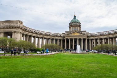 Saint Petersburg, Rusya - Mayıs 2019: Kazan Katedrali (Kazan Katedrali). Saint Petersburg, Rusya 'da bir Rus Ortodoks Kilisesi.