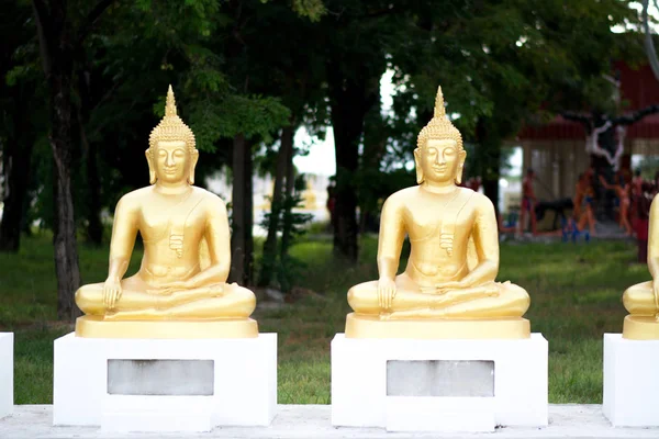 Buda heykeli portre