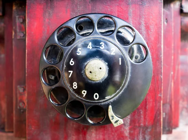 Classic Vintage telefone de madeira almofada de marcação de metal — Fotografia de Stock