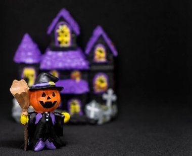 Halloween Pumpkins hayalet mor ev kopya alanı ile