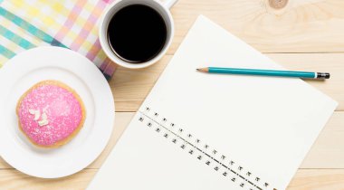 Pastel Cafe Tema içinde boş defter blogger