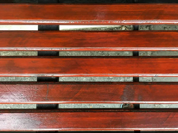 Czerwony drewniany stół oszalować powierzchnia widok z góry — Zdjęcie stockowe