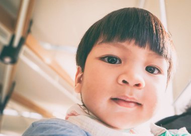 Japon çocuk yüz vintage sesi.