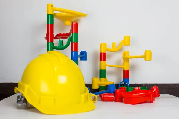 Детская красочная образовательная игрушка для инженеров . — стоковое фото