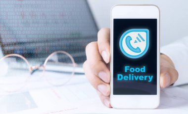 İş adamı sipariş gıda teslim için telefon kullanma