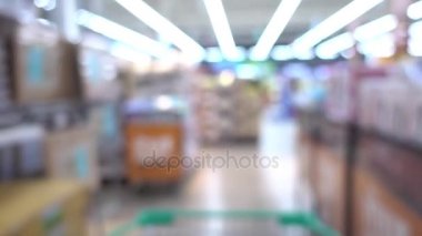 Alışveriş sepeti süpermarket hızlı hareket bulanıklık hareket 