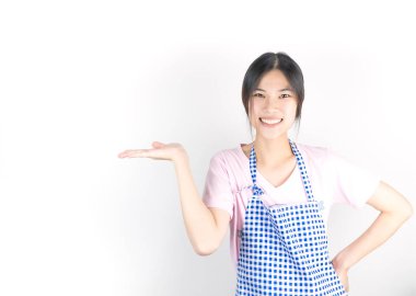 Mutlu Asya ev hanımı hizmetçi kopya alanı sunuyor