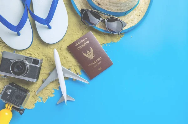 Yaz seyahat beach konseptiyle yaz seyahat moda ve nesneleri