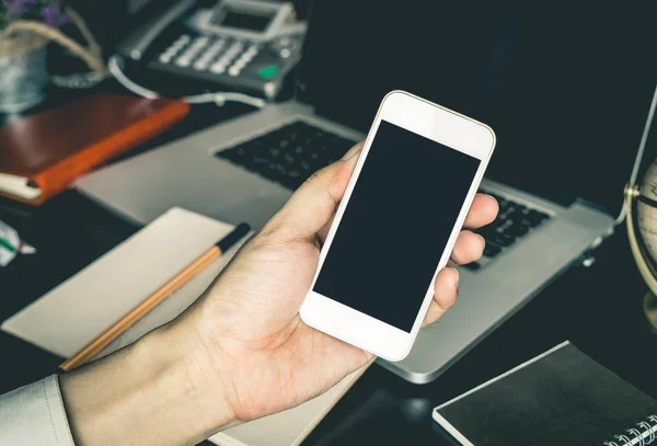 Móvil Vacío Una Mano Del Trabajador Negocios Mesa Oficina — Foto de Stock