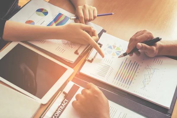 Takım are çalışma birlikte iş verilerini tablo çözümleme