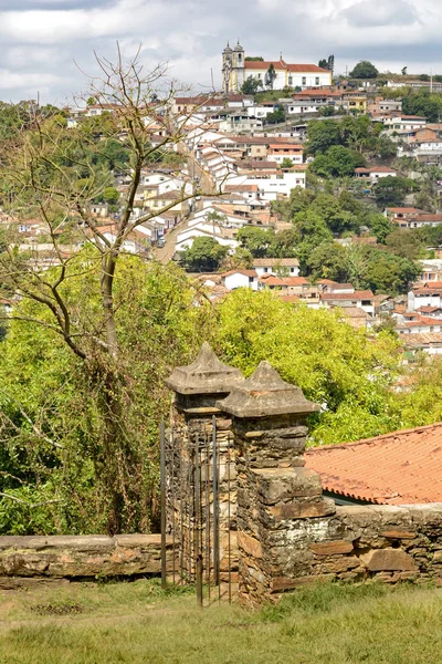 Частичный вид на город Ouro Preto — стоковое фото